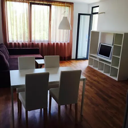 Apartment With Pool View In Saints Constantine And Helena Varna
